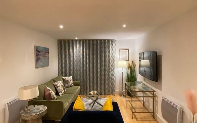 Fabulous 2 bed Apartment in Vauxhall