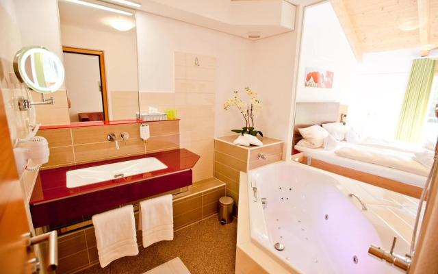 Hotel und Appartementhof Waldeck