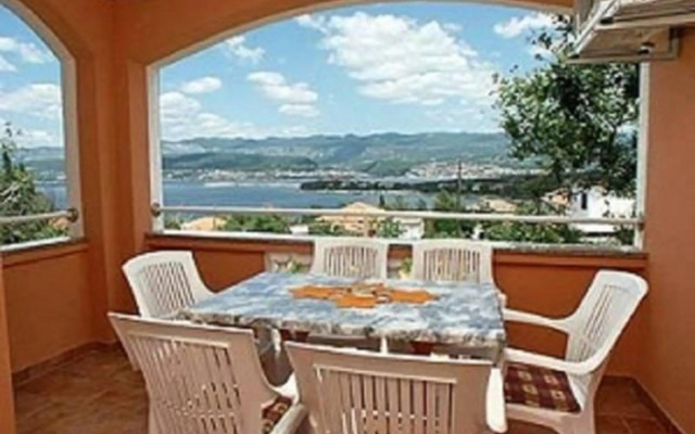 Apartments Vugica Šilo