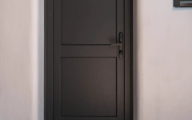 NĒRO Light-Filled Suites