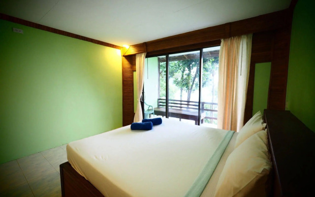 Lanta Topview Resort Sunset Bar and Restaurant