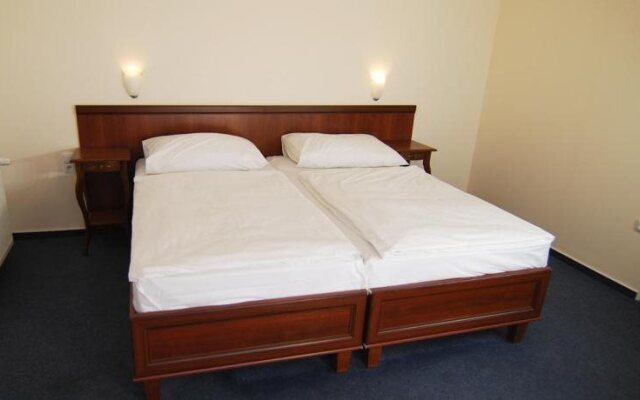 Hotel Sheyly's