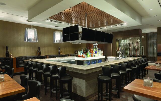 Radisson Hotel & Conference Centre Calgary Airport