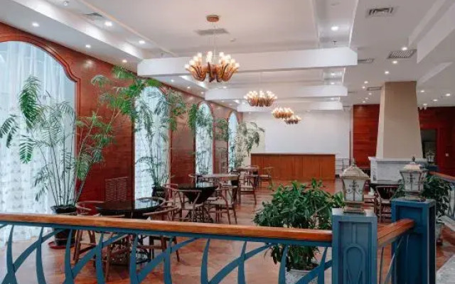 Yaxue Holiday Hotel