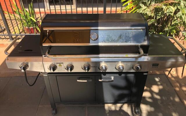 The Stuart Hotel-Motel