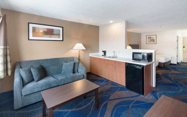 Red Lion Inn and Suites Kennewick Tri-Cities