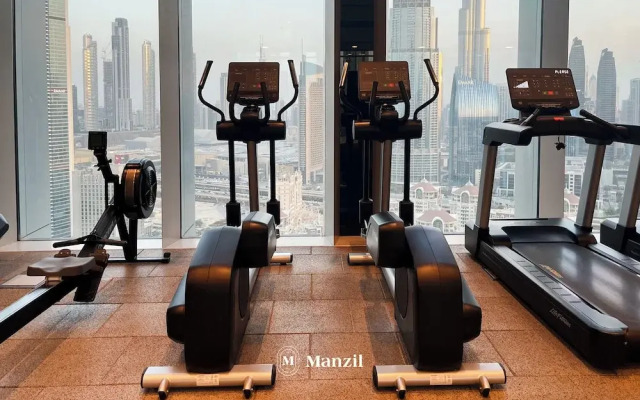 Manzil-1BR Apartment with Skyline Views