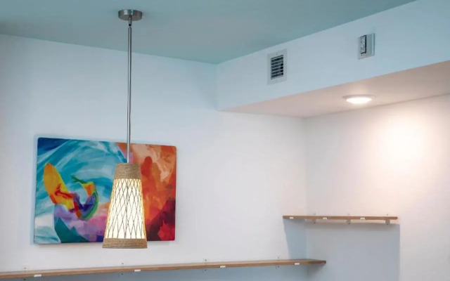 Universal's Endless Summer Resort - Surfside Inn and Suites