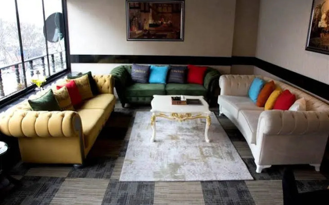 The Garden Otel