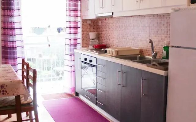 Santa Barbara s Cute Apartment
