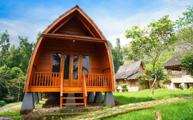 Villa Kampung Karuhun Sutan Raja
