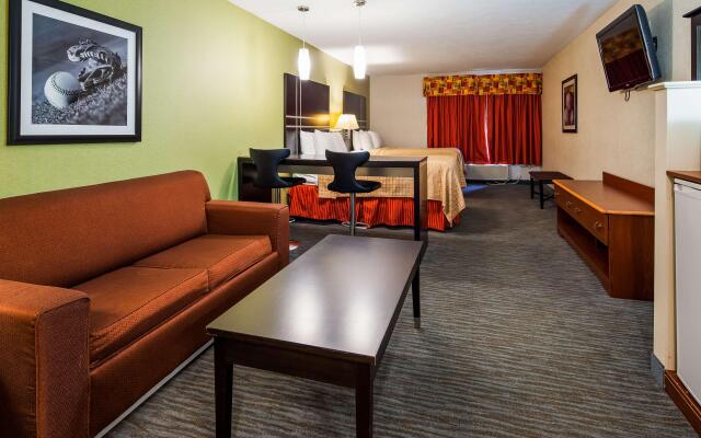 Best Western Cooperstown Inn & Suites