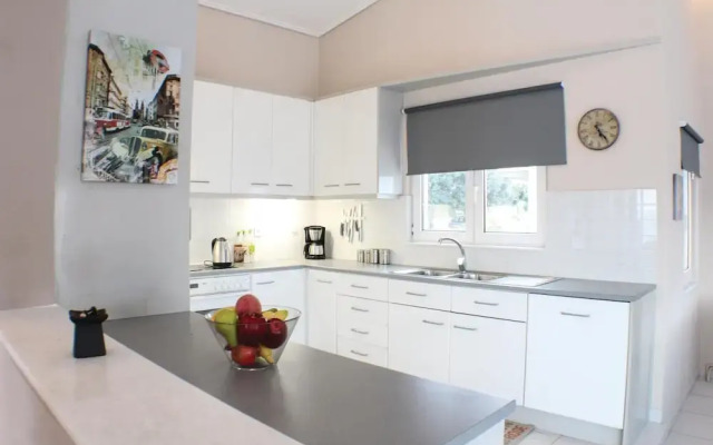 Stunning Home in Chalkida With 3 Bedrooms and Wifi