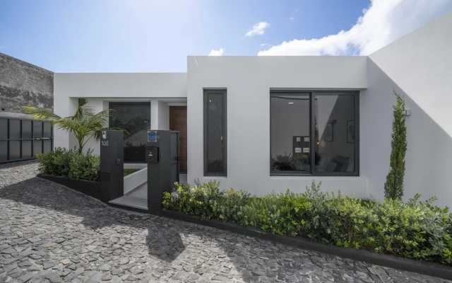House With Pool and sea View, Pearl of Calheta