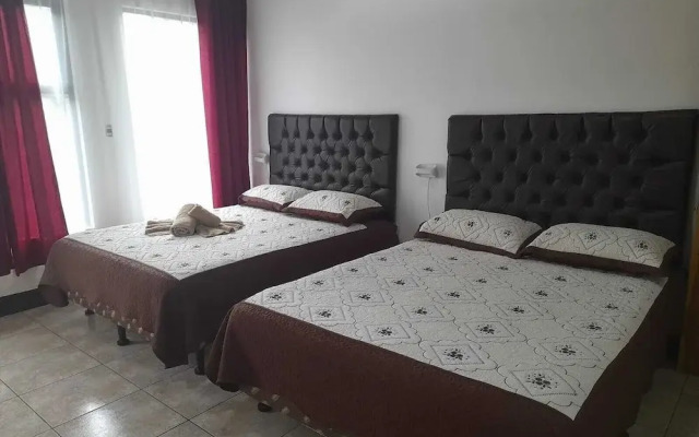 Alisson Hotel & Restaurant