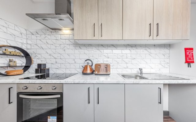 Serviced Ensuite Room Studio Sydenham London Se26