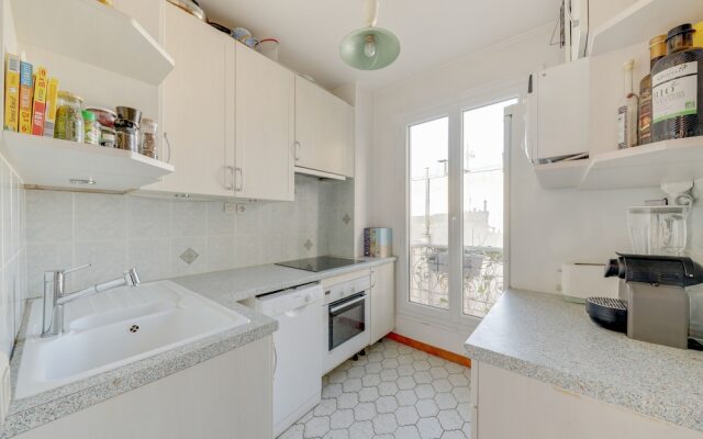 6 people apartment for family and