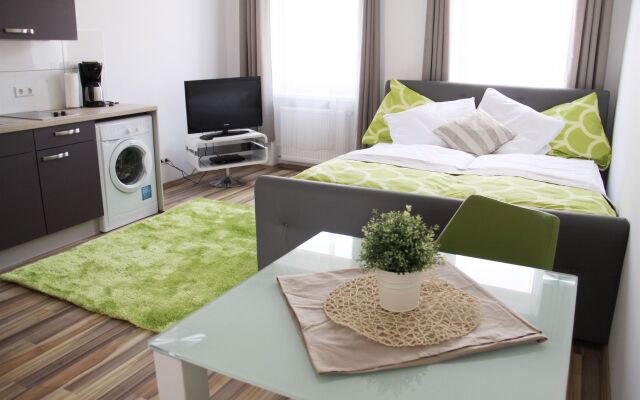CheckVienna – Apartment Huglgasse