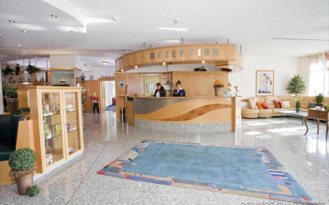 Fairway Hotel