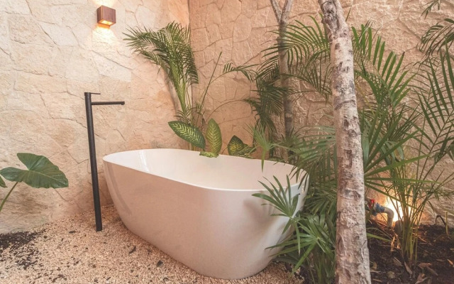 Entorno Luxury 5 Bedrooms Villa in Tulum