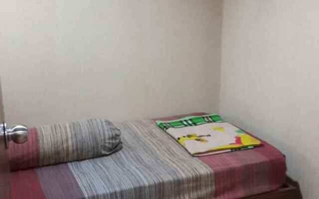 Ester Room Apartemen Kebagusan City