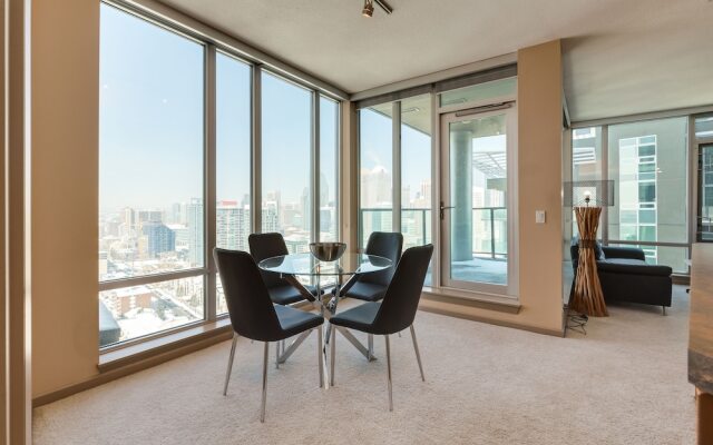Vetro Apartments by Corporate Stays