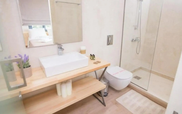 Panellinion Luxury Rooms