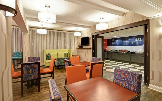 Hampton Inn I-75 Lexington/Hamburg Area
