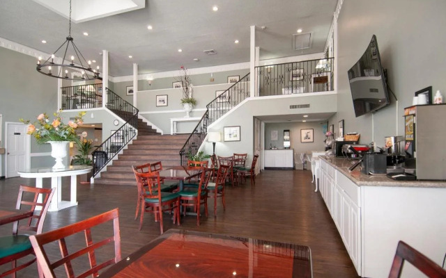 Best Price Motel and Suites