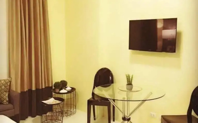 101 Newport Boulevard near NAIA Terminal 3