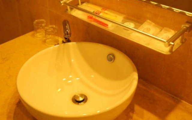 Laike Yangming Hotel