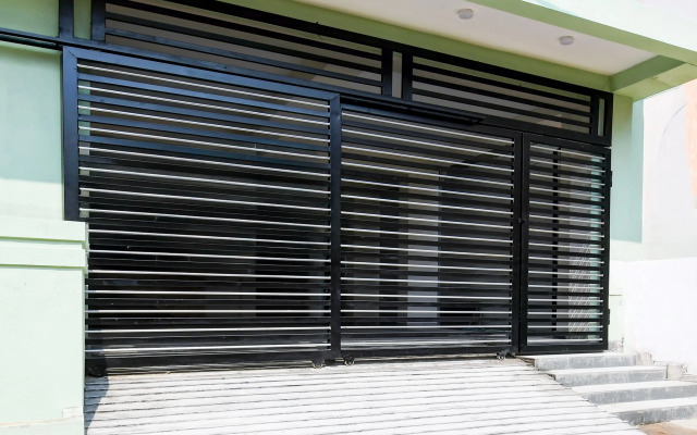 Super Collection O VIP Road Near Golden Beach