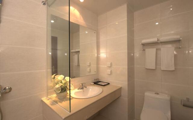 Baiyi Apartment Hotel
