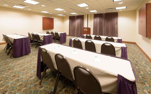 Wingate by Wyndham Erlanger / Florence / Cincinnati South