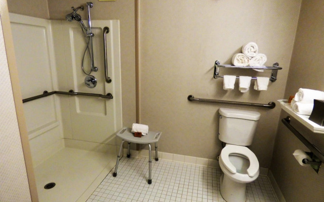 Holiday Inn Kingston
