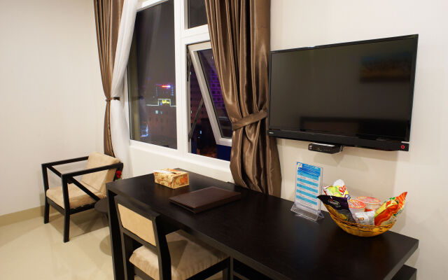 Golden Star Hotel