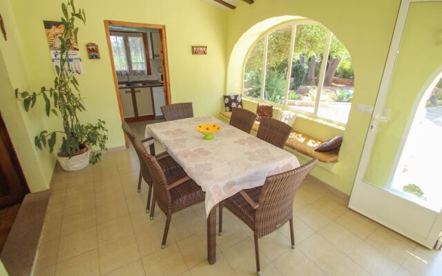 Finca Vicente - charming, Finca style holiday villa in Teulada