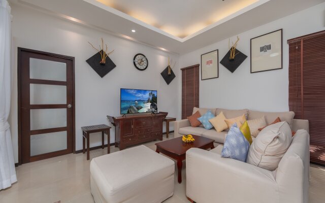 Niche Villas by TropicLook