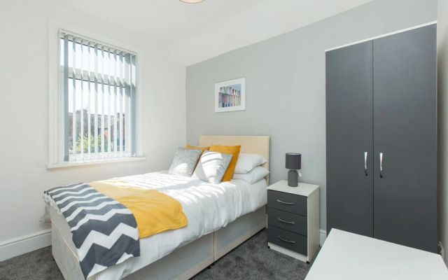 Townhouse @ 58 Brooklyn St - Crewe