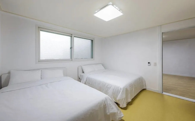 Yeongheungdo Sun Pension