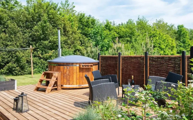 6 Person Holiday Home in Tarm