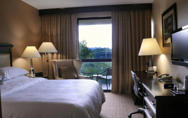 Sheraton Chapel Hill Hotel