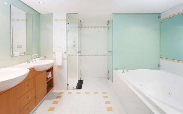 Crowne Plaza Perth by IHG