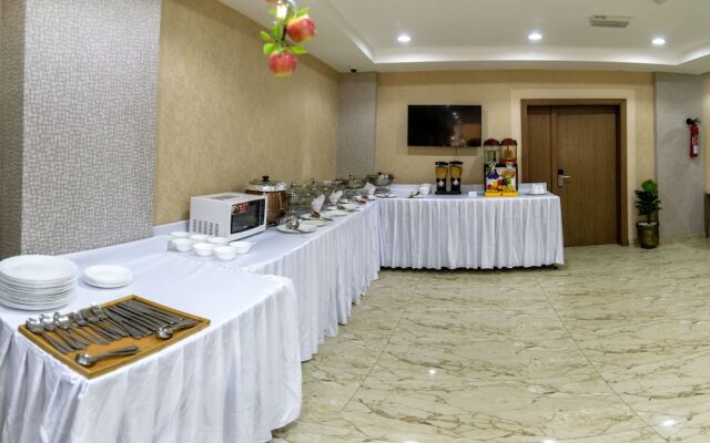 Diamond Star Hotel