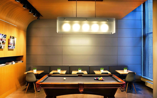 Aloft Chicago Downtown River North