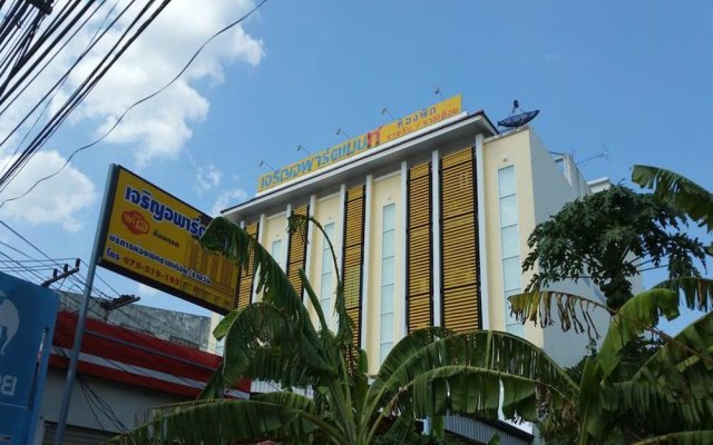 Charoen Apartment Trang