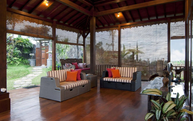 Villa Mulyono