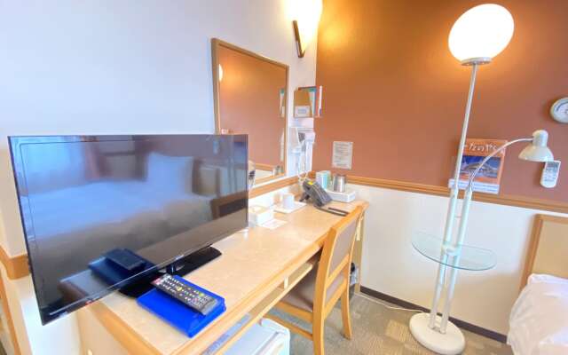 Toyoko Inn Matsuyama Ichibancho