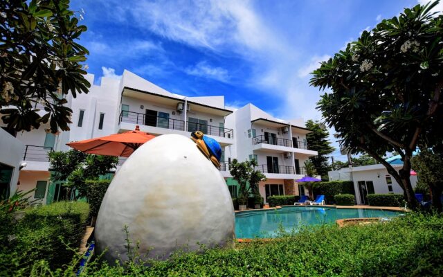 Pool Access 89 @Rawai Hotel