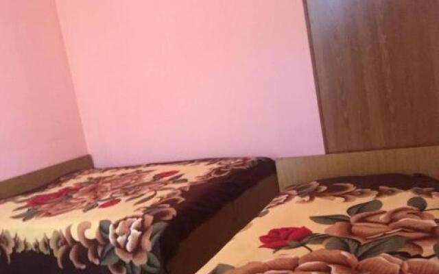 Guest house on Pravoslavnaya 2